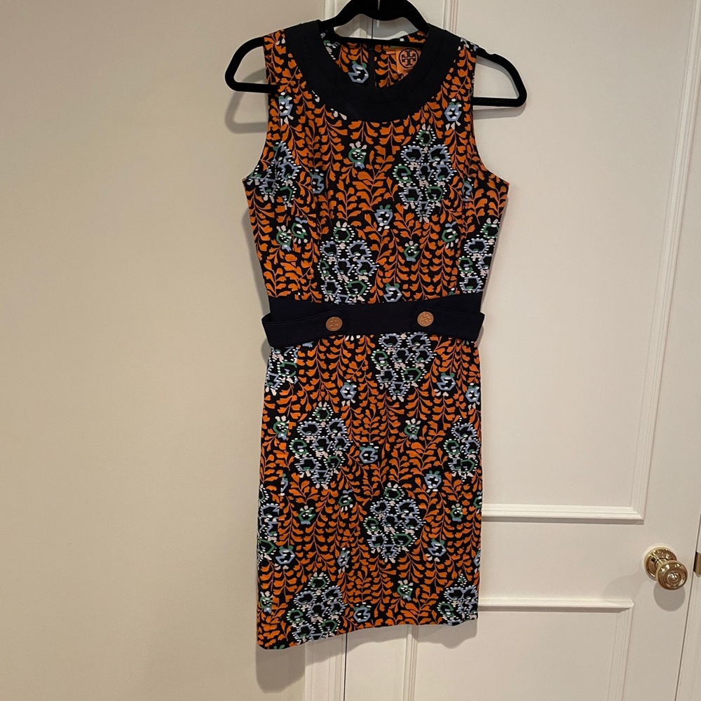 Tory Burch size 4 shift dress! Vintage in mint condition